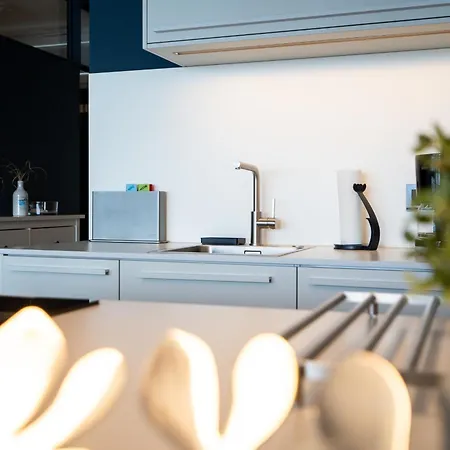 App 342 - Strandlage * זירקסדורף